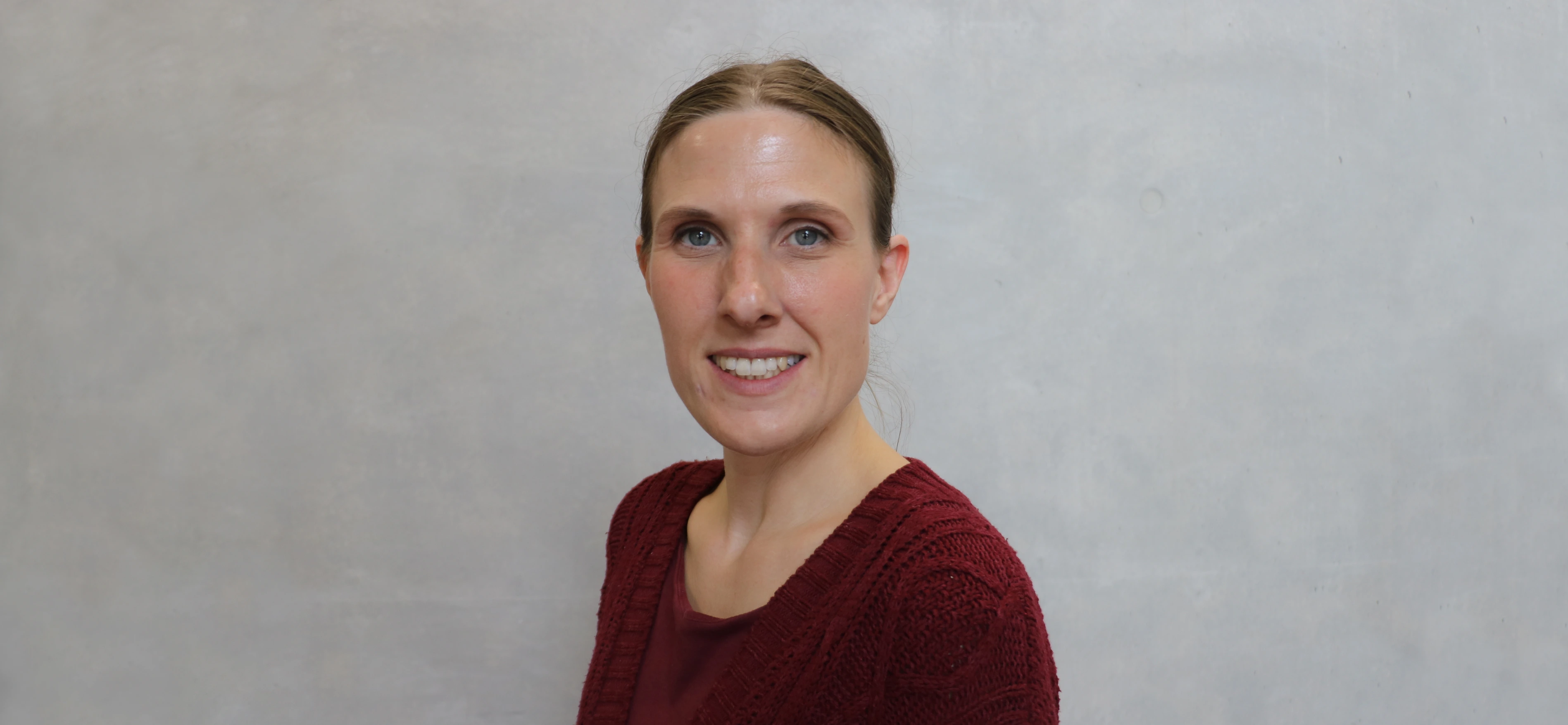 Iva Pritisanac Background