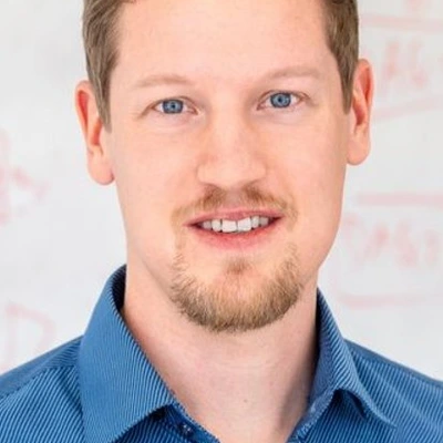 Portrait - Dominik Jüstel