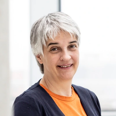 Juli Schnabel_Zuschnitt