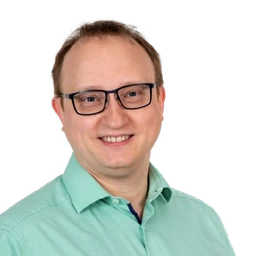 Matthias Reiger - Background transparent