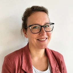 Portrait of Isabelle Serr (IMI), white background