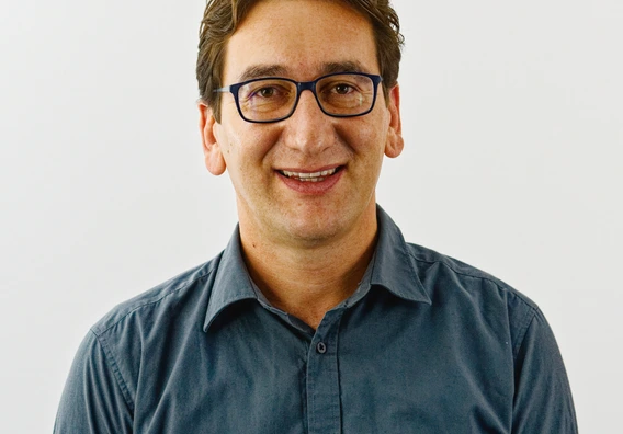 Porträt Andrea Ghirardo