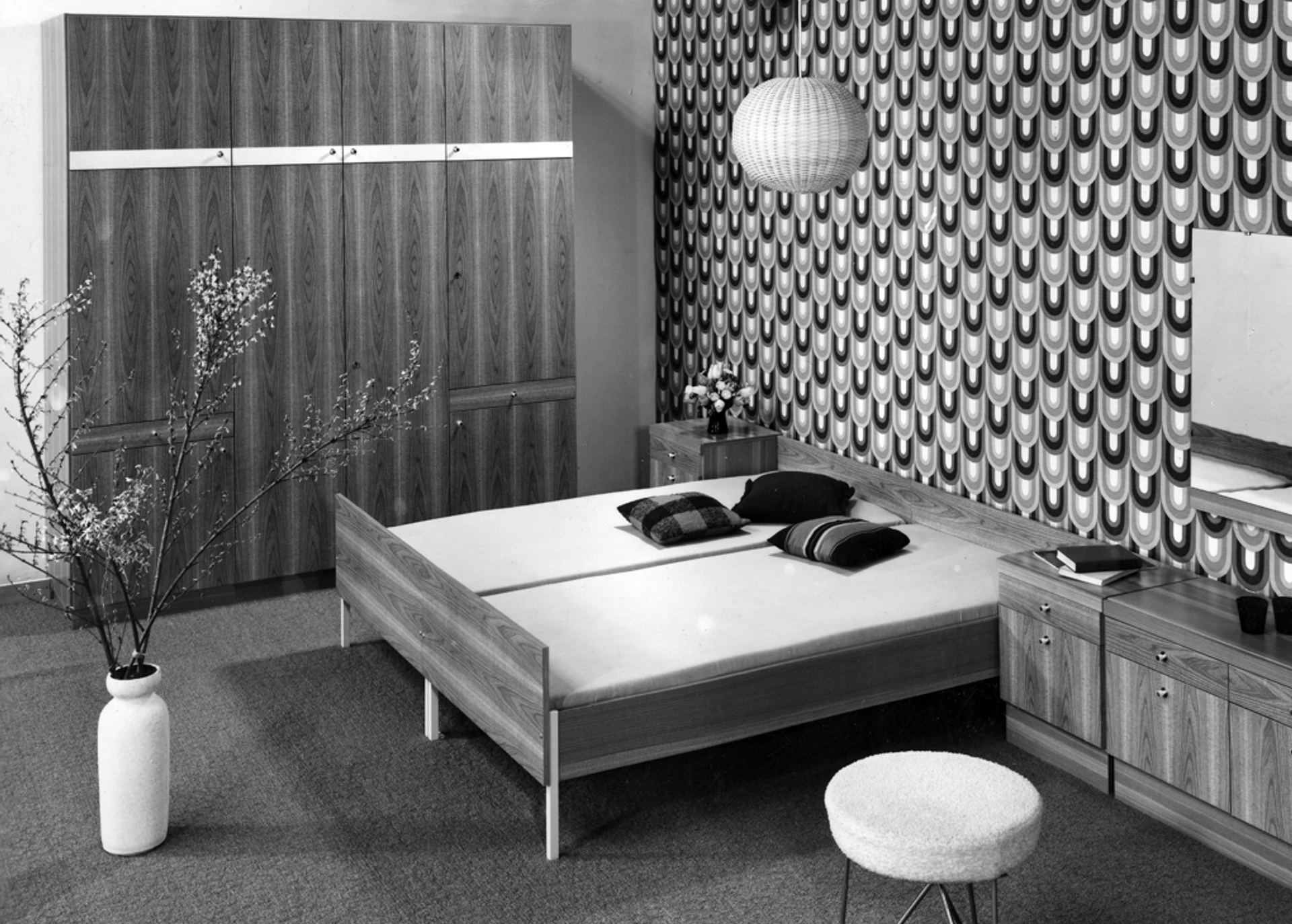 unternehmen_seite4_historie_2_schlafzimmer_1969.jpg