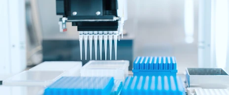 Pipetting robot laboratory.