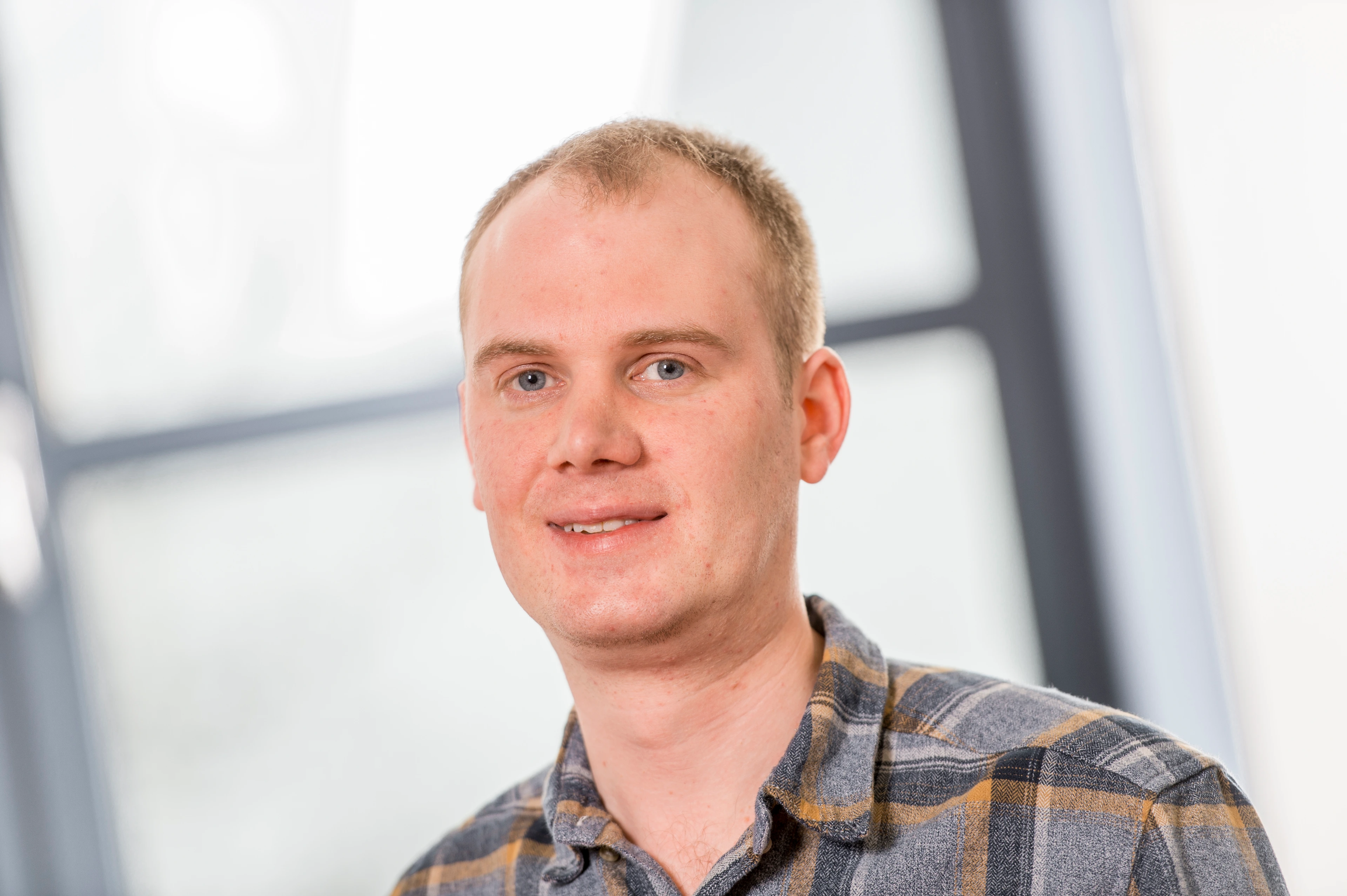 Portrait Adam Burton