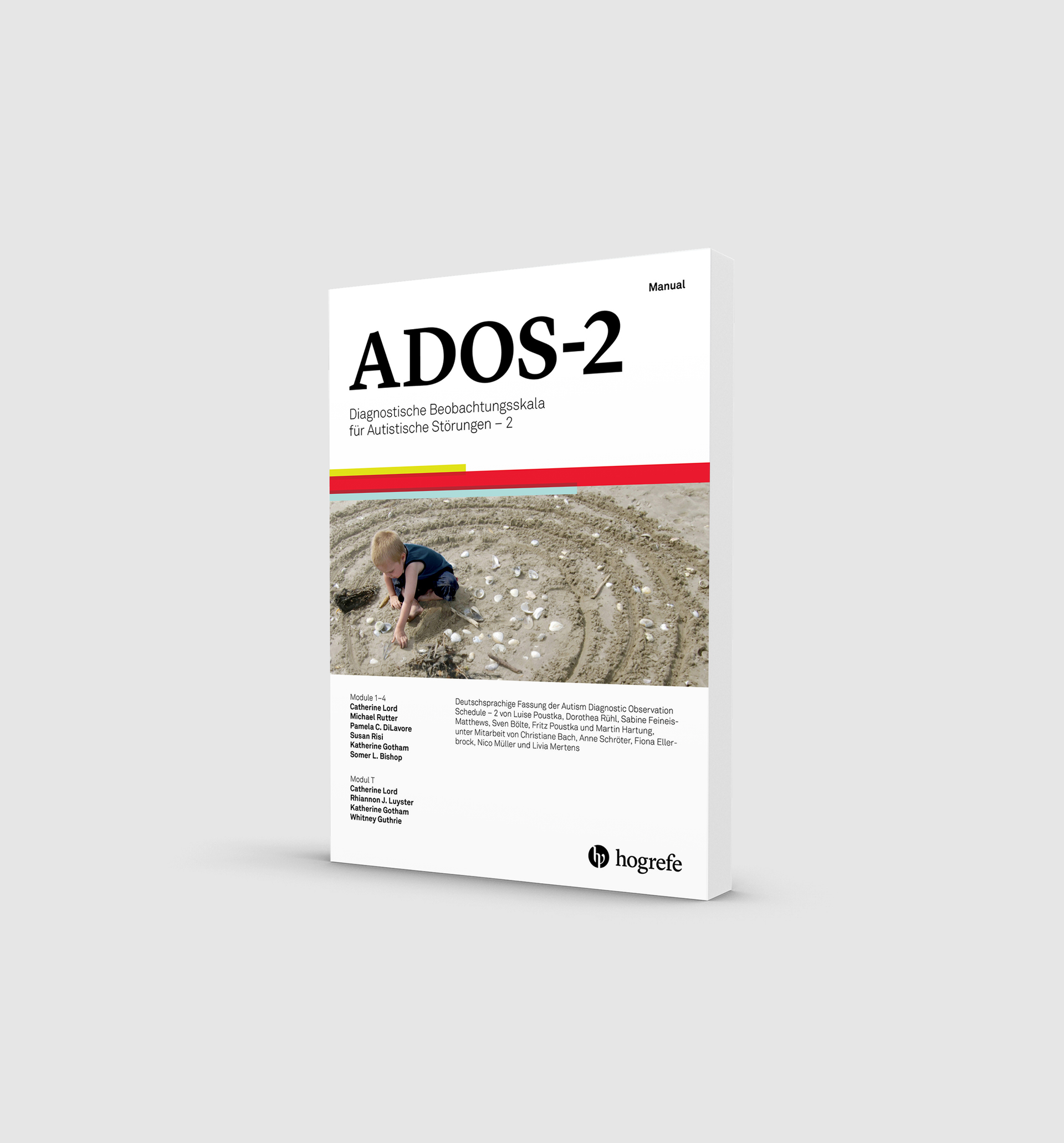 3D-Ansicht des Testcover ADOS-2 – Diagnostische Beobachtungsskala für Autistische Störungen, herausgegeben im Hogrefe Verlag. Auf dem Cover ist ein Kind am Strand zu sehen, das im Sand spielt und Muscheln arrangiert