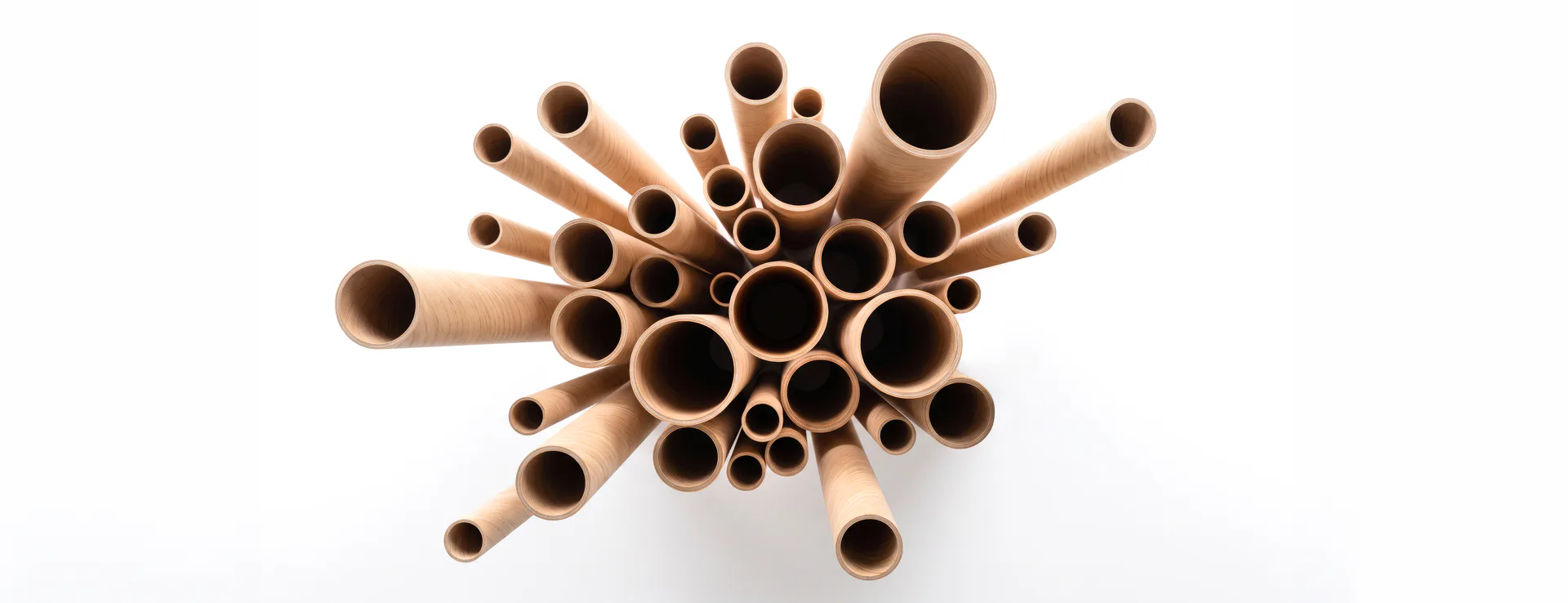 Holzröhren aus Echtholzfurnier als Basis der innovativen CURL-Technologie von PALMBERG.