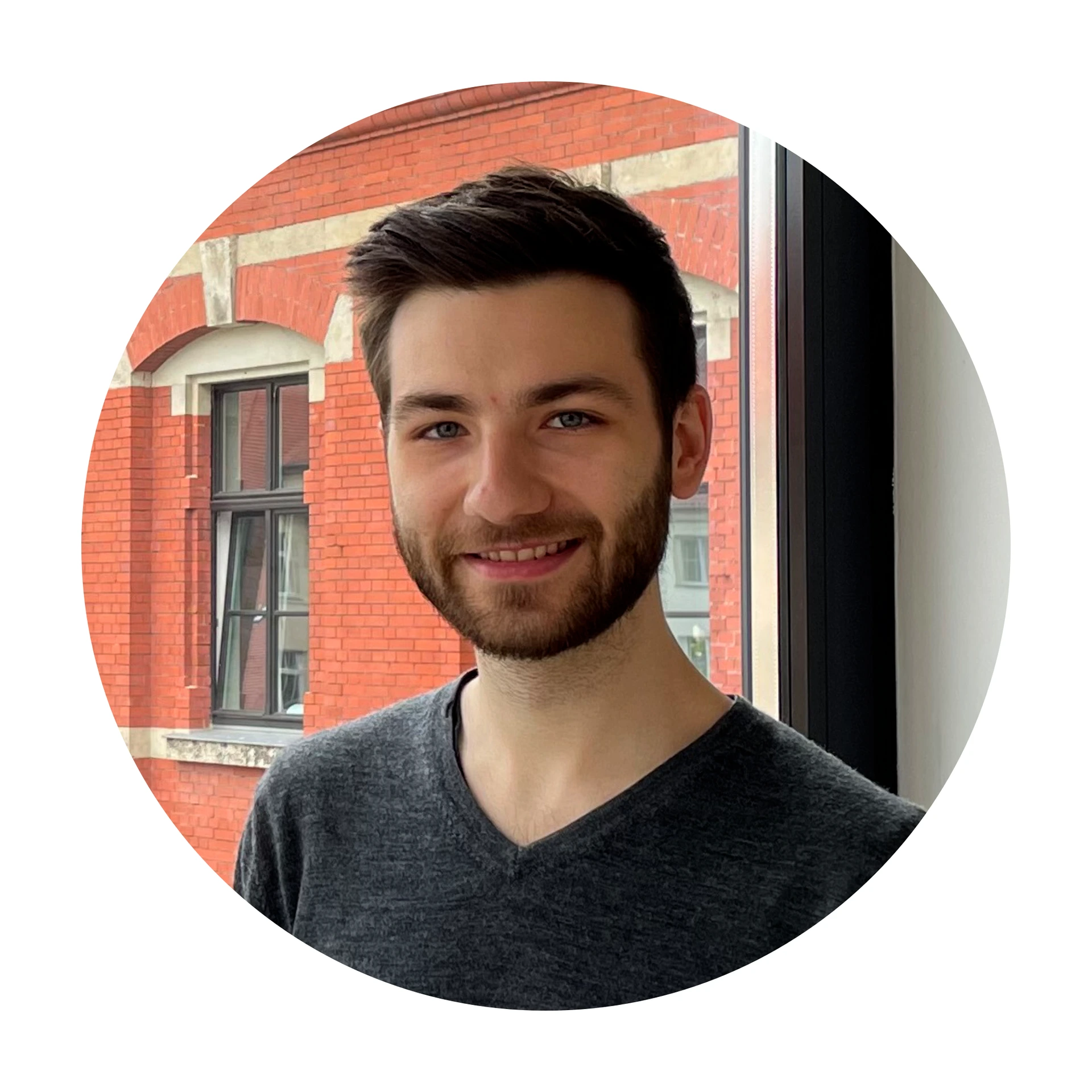 MA-Foto-Tobias-Hagemann_1_Tobias_komplett_rund