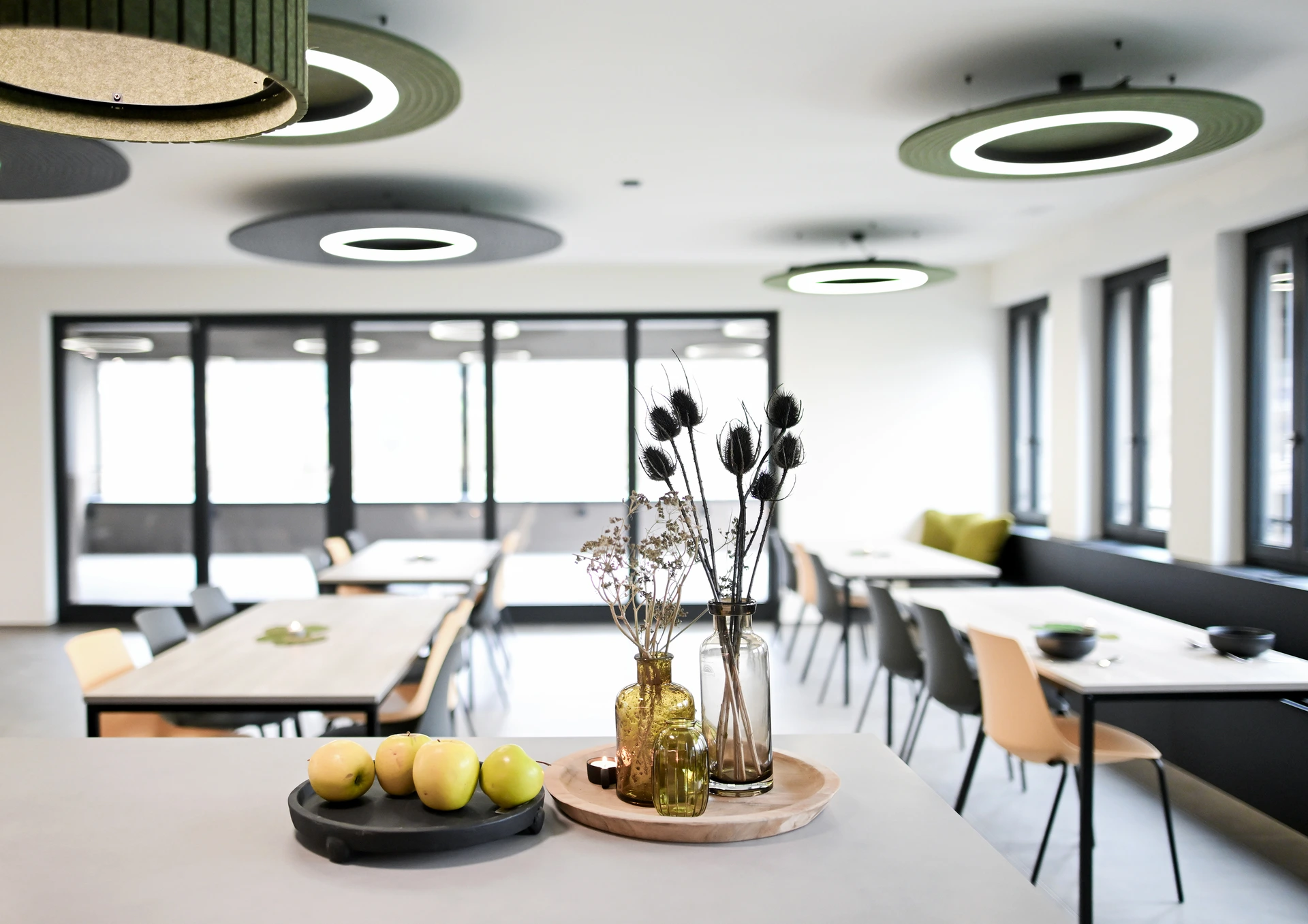 PALMBERG BÜRO AXOVA © MELANIE DUCHENE DIE BILDER DUERFEN NUR FUER DIE BESPROCHENE VERWENDUNG GEBRAUCHT WERDEN, WEITERE NUTZUNGEN SIND MIT DER FOTOGRAFIN, MELANIE DUCHENE ABZUKLAEREN.