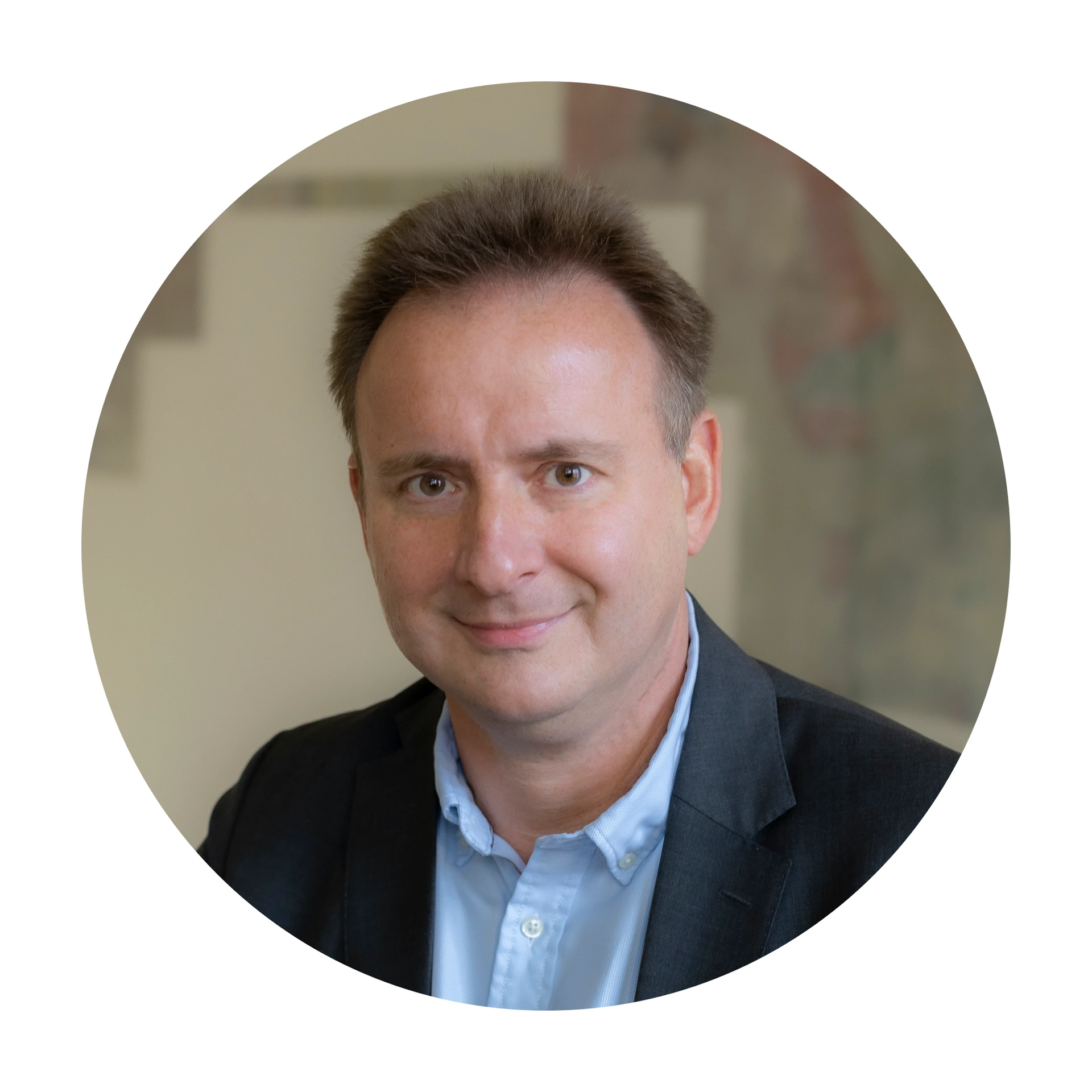 Portrait Matthias Blüher rund