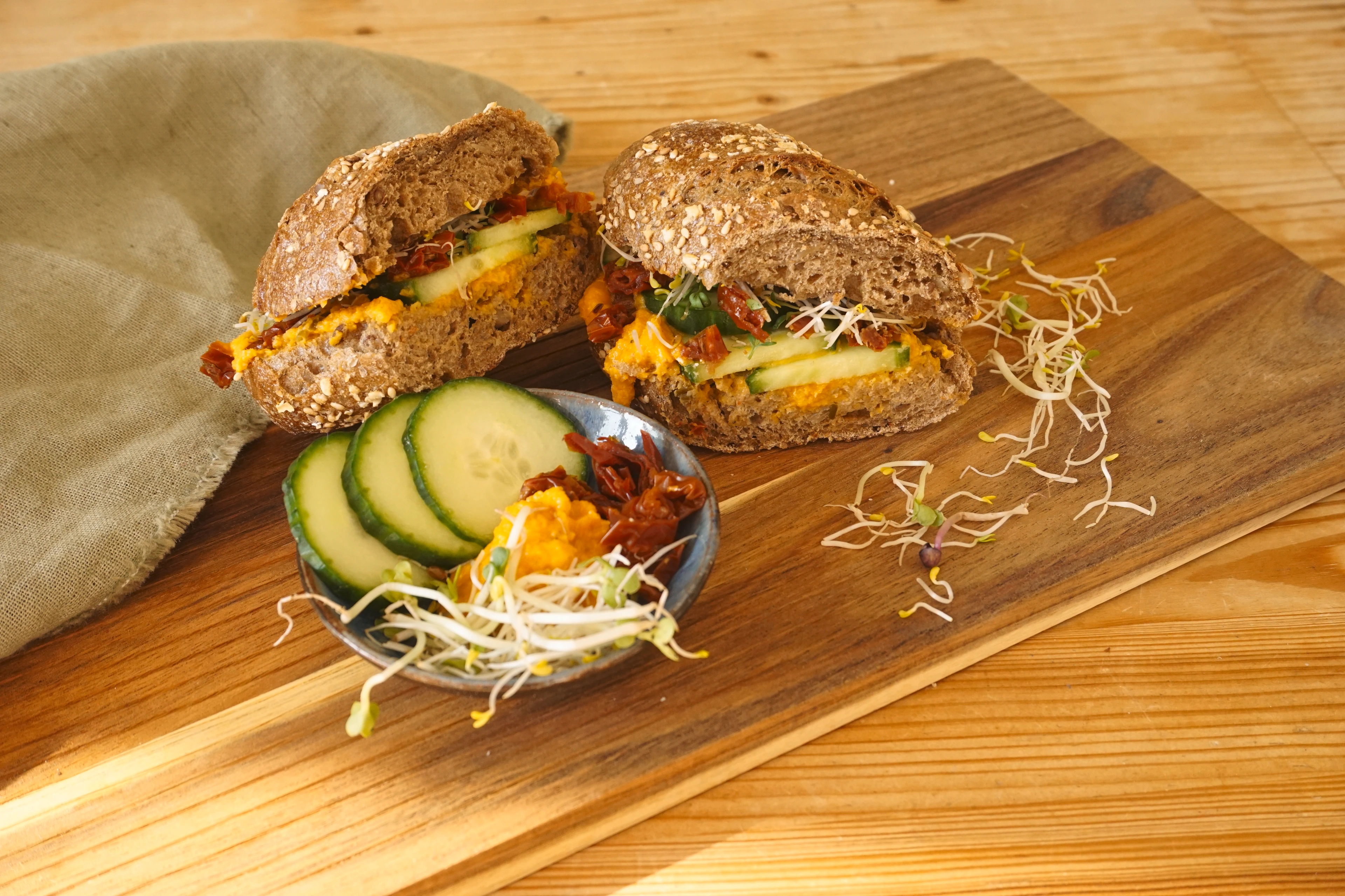 Vollkornbrötchen vegetarisch