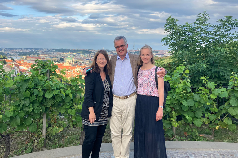 #25 Connecting Cultures: Hogrefe’s Commitment to Local Insights