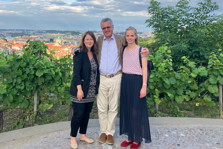 Picture of Dr. G.-Jürgen Hogrefe, Nadine Schuchert and Antonia Hogrefe in Prague.