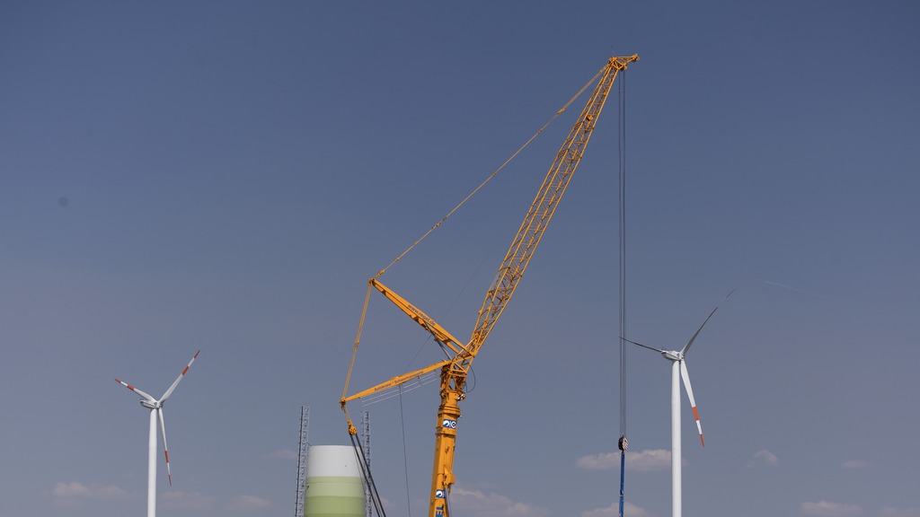 Turnkey construction wind