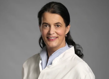 Portrait of Prof. Claudia Traidl-Hoffmann