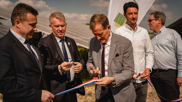 Inauguration du parc solaire de Fontenet 2