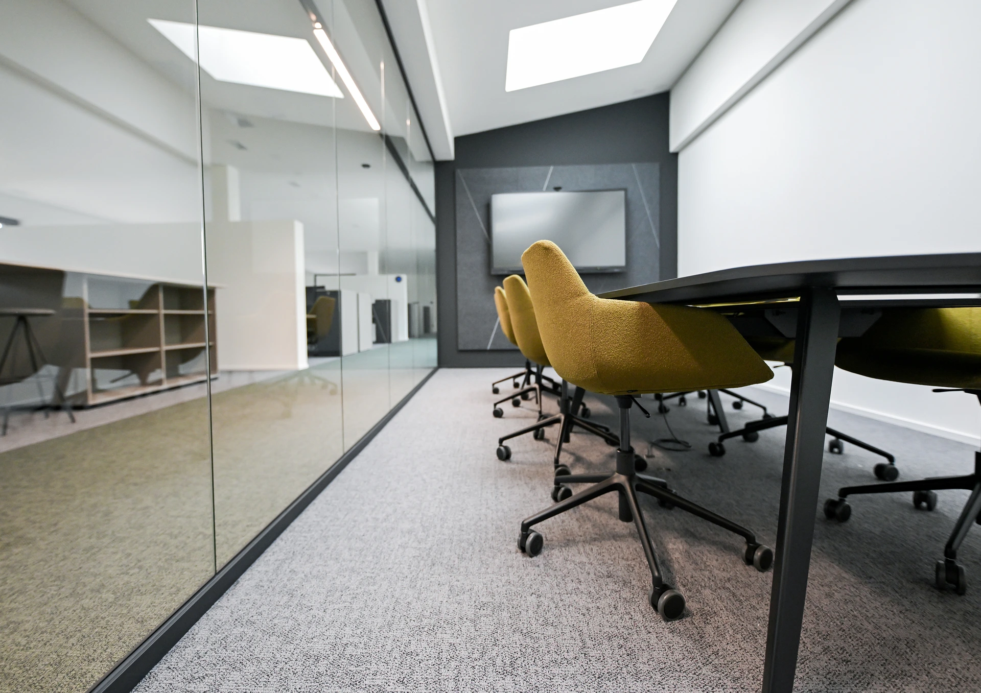 PALMBERG BÜRO AXOVA © MELANIE DUCHENE DIE BILDER DUERFEN NUR FUER DIE BESPROCHENE VERWENDUNG GEBRAUCHT WERDEN, WEITERE NUTZUNGEN SIND MIT DER FOTOGRAFIN, MELANIE DUCHENE ABZUKLAEREN.