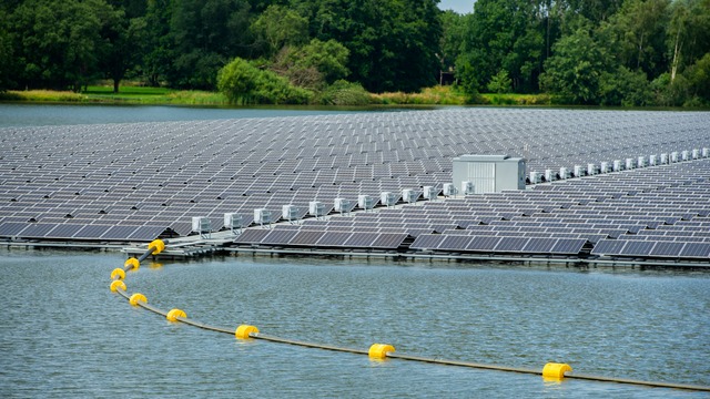 Premier projet solaire flottant dans l'Allier