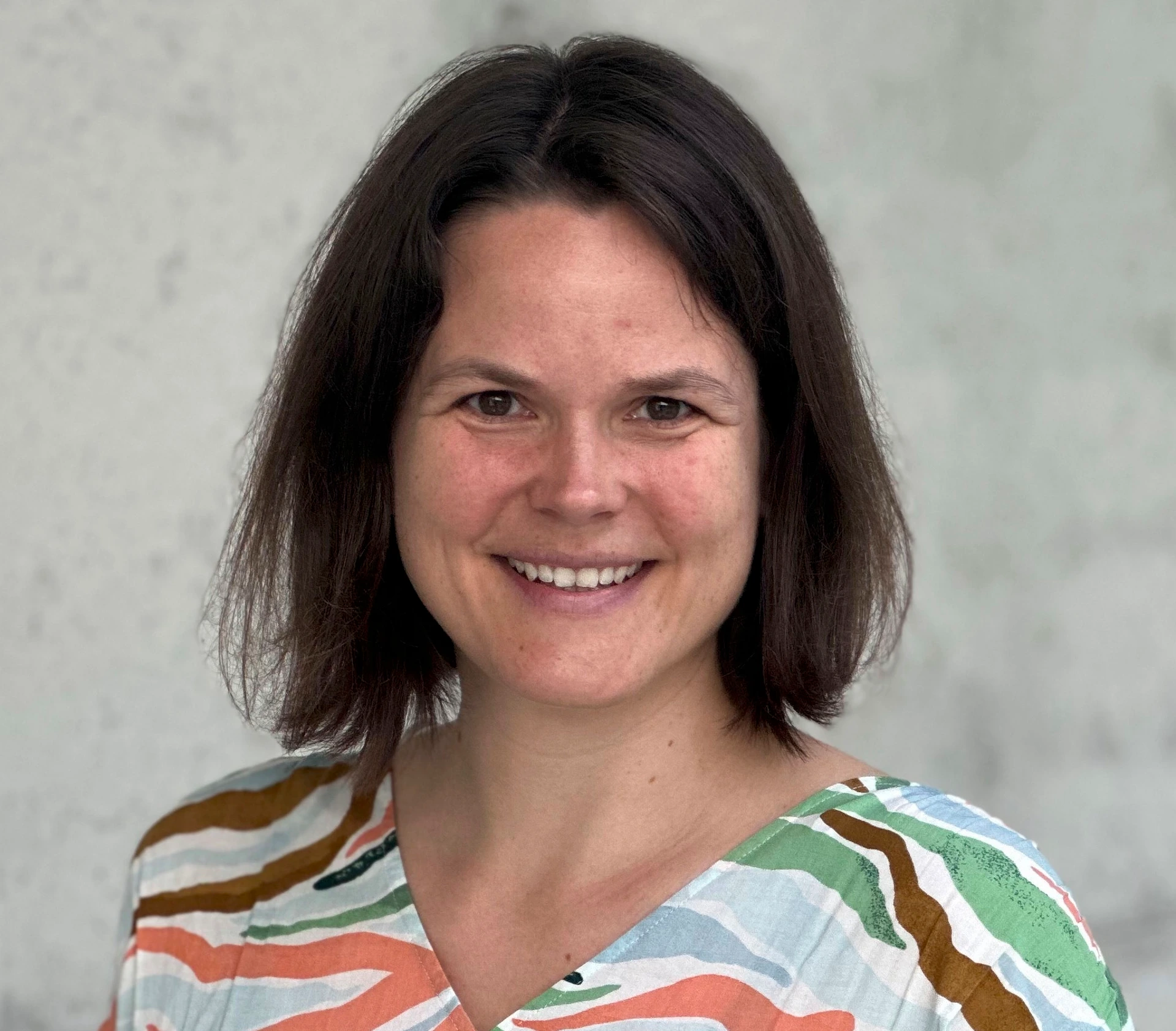 Portrait of Dr. Hannah Spitzer, Research Group Leader of the Data Analysis and Machine Learning group at ICB, Computational Health Center