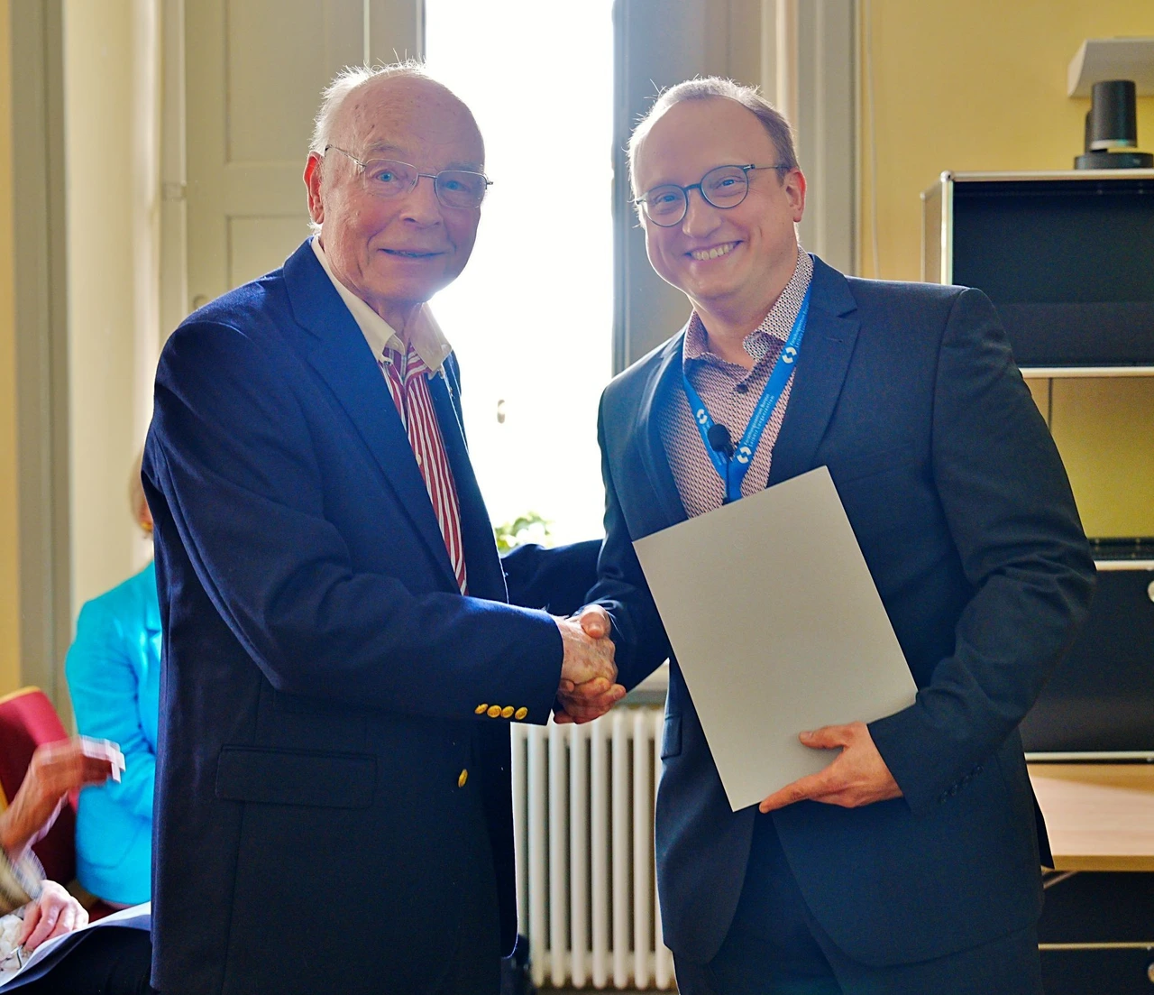 Dr. Matthias Reiger (on the right) was awarded the Kanert Award for Allergy Research.