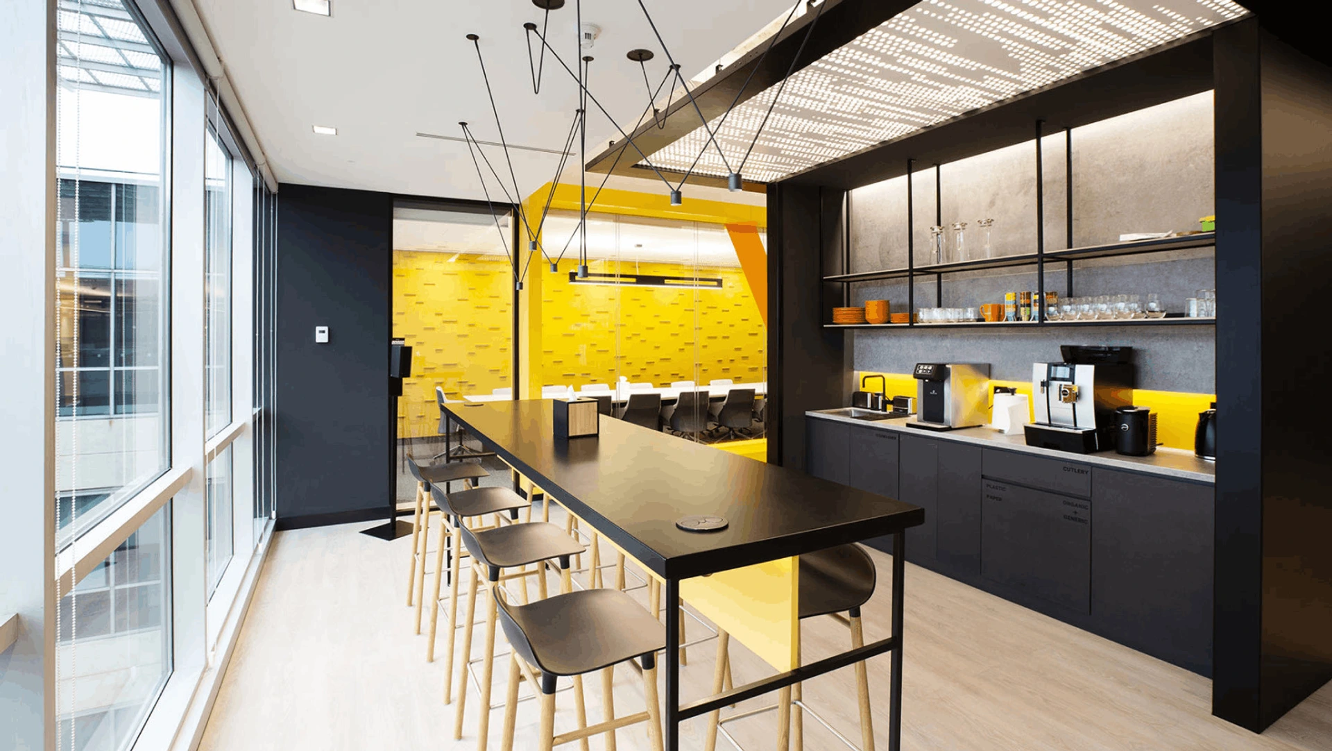 inp_tech_office_content_1