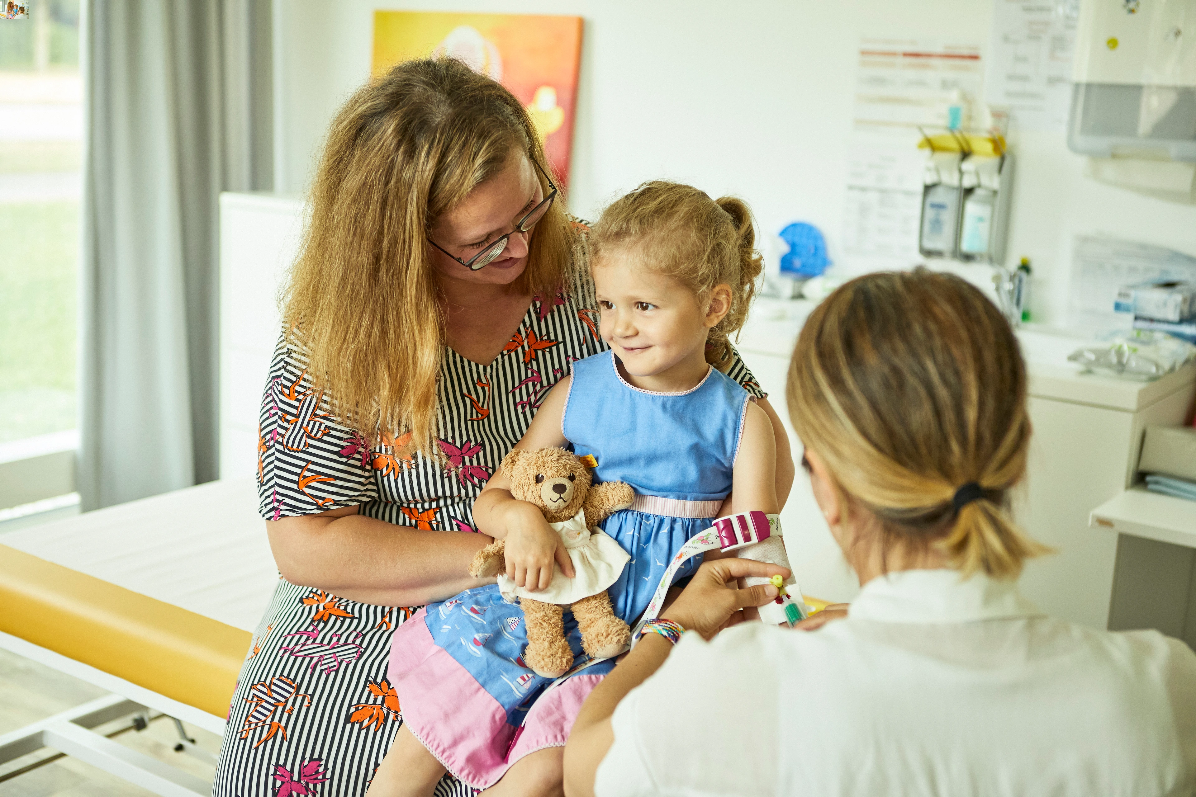 blutaufnahme-02-institut-fotoshooting-nozy-andreas pfohl-220727_0090