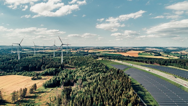 BayWa r.e. constructs hybrid solar-wind energy system