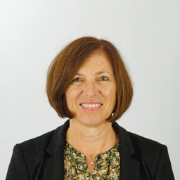 Porträt Gertrud Göppel