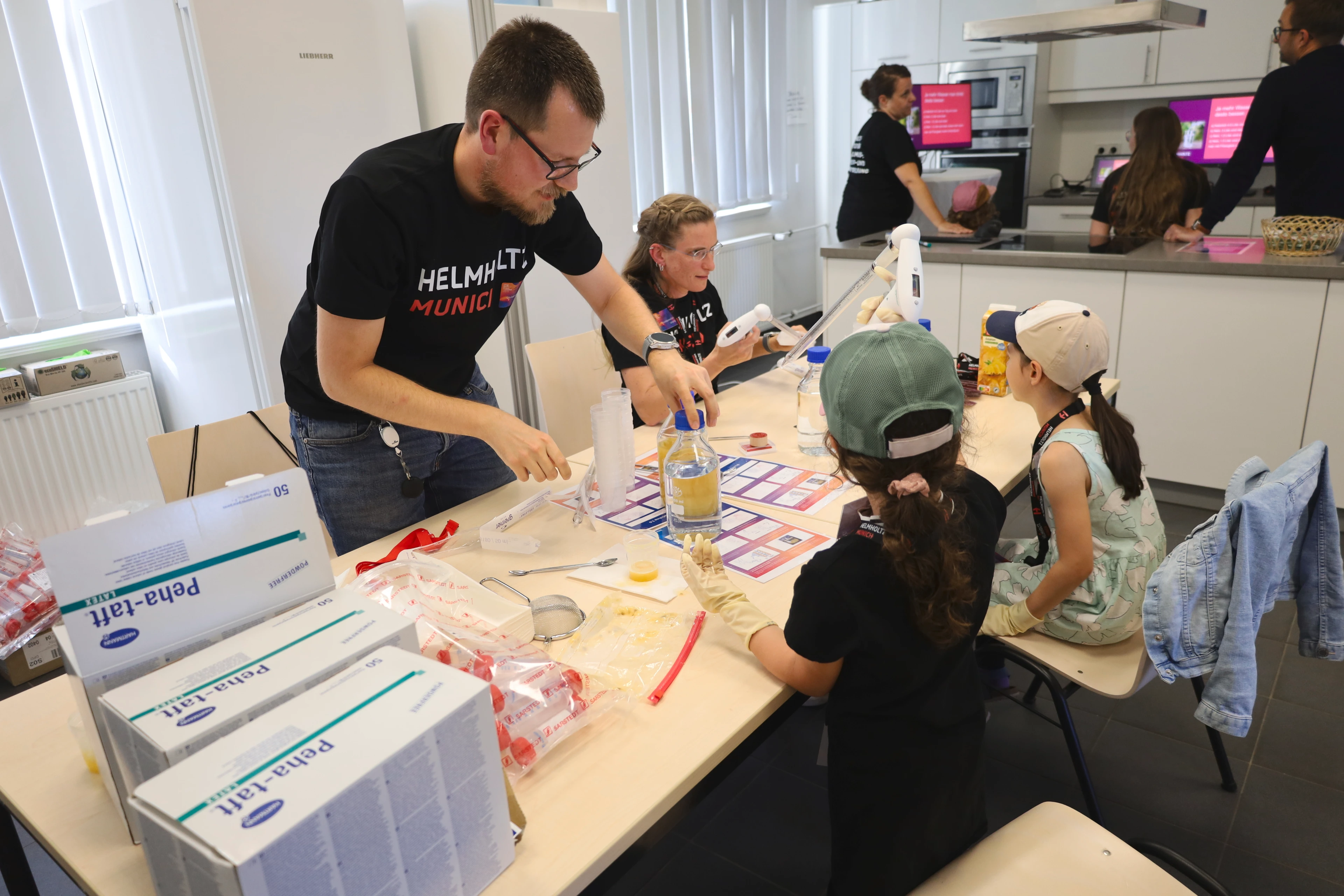 Mitmach Station der DNA Extraktion