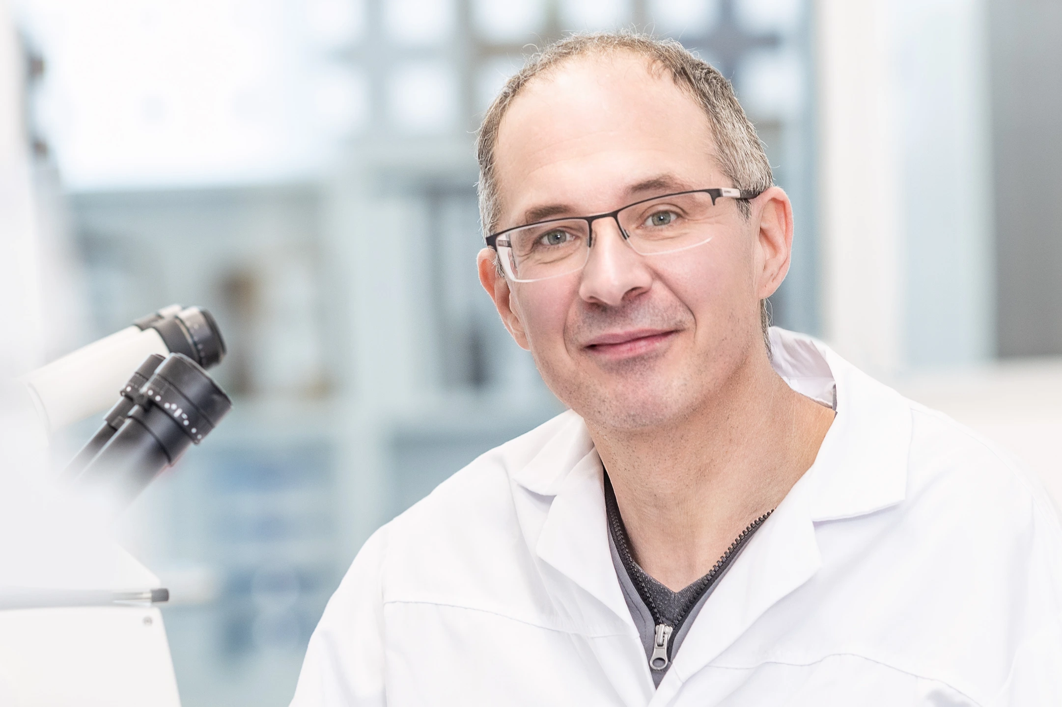 Professor Timo Müller