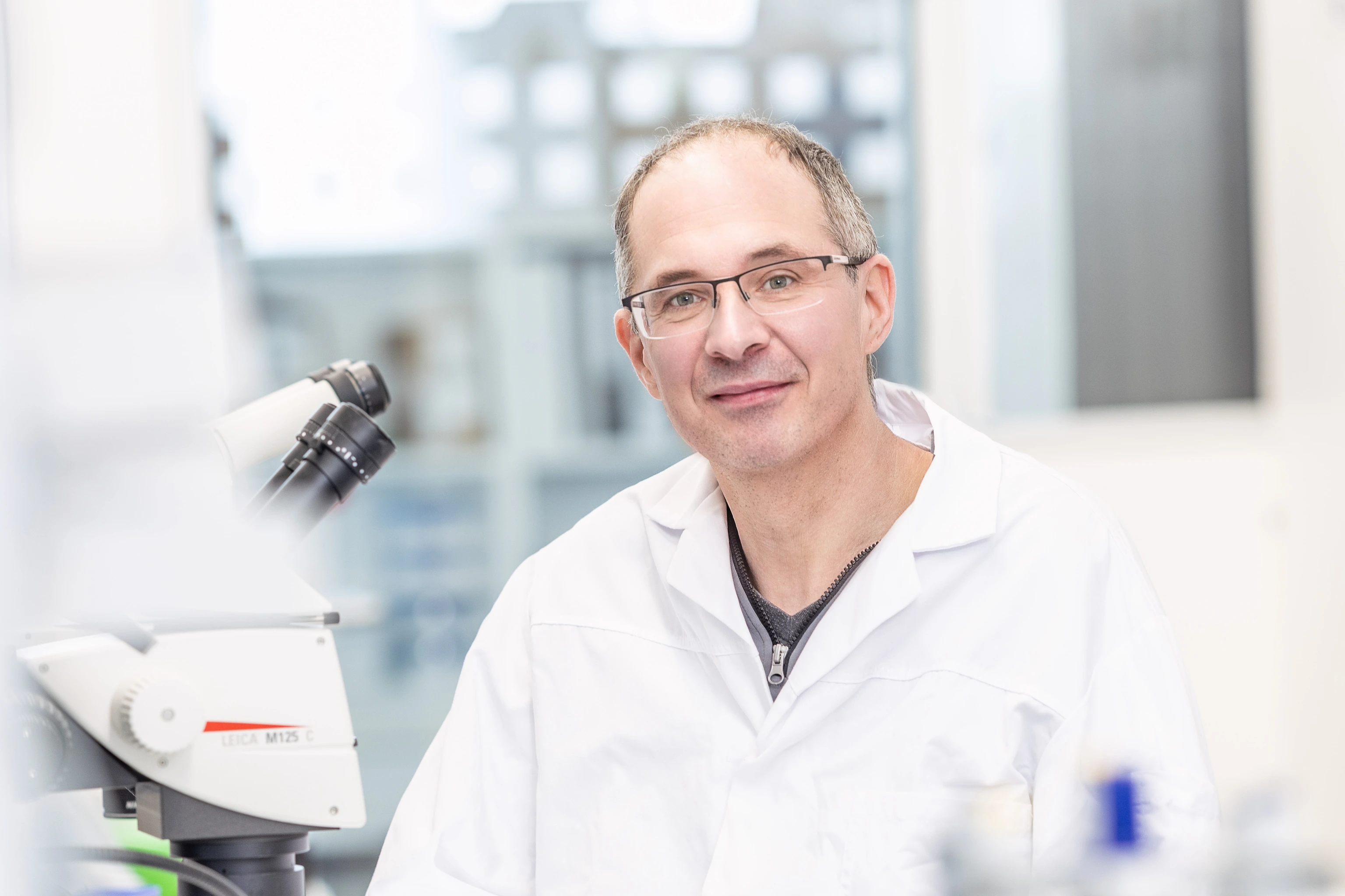 Professor Timo Müller