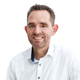 Portrait Tobias Schafmeier_freigestellt