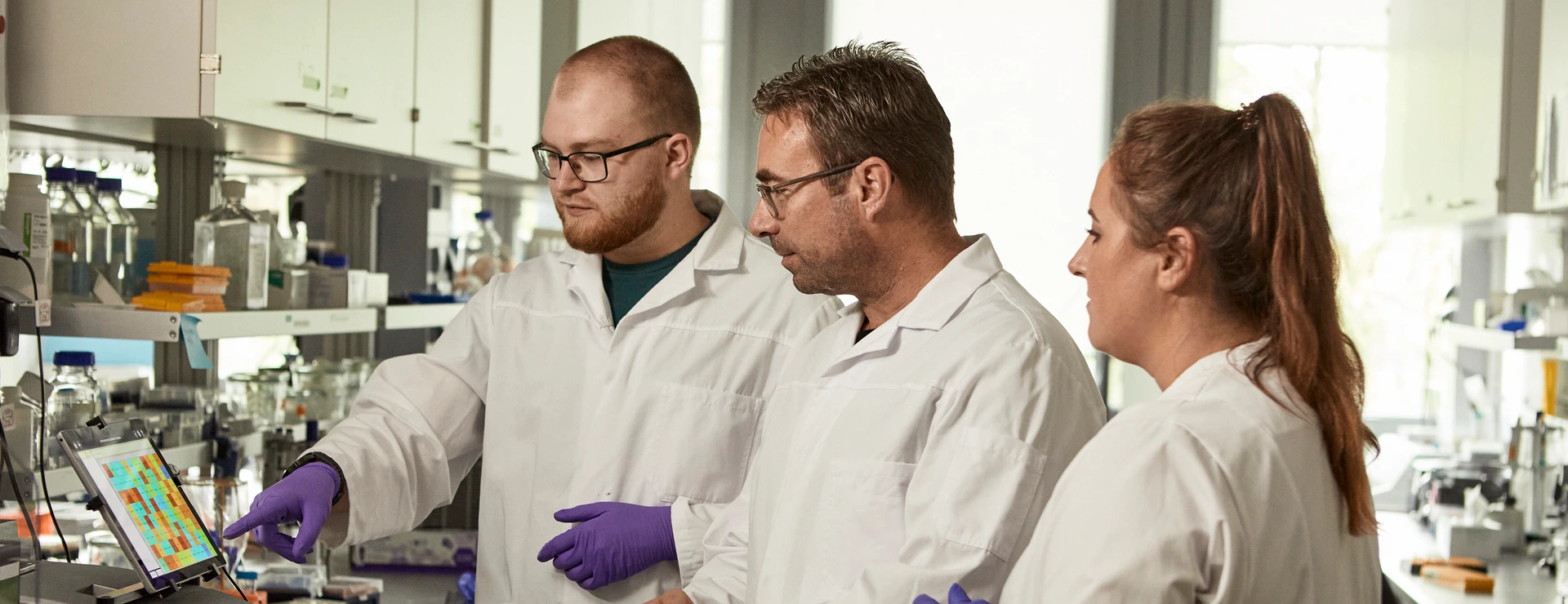 labor-peter-institut-fotoshooting-nozy-andreas pfohl-220727_0895