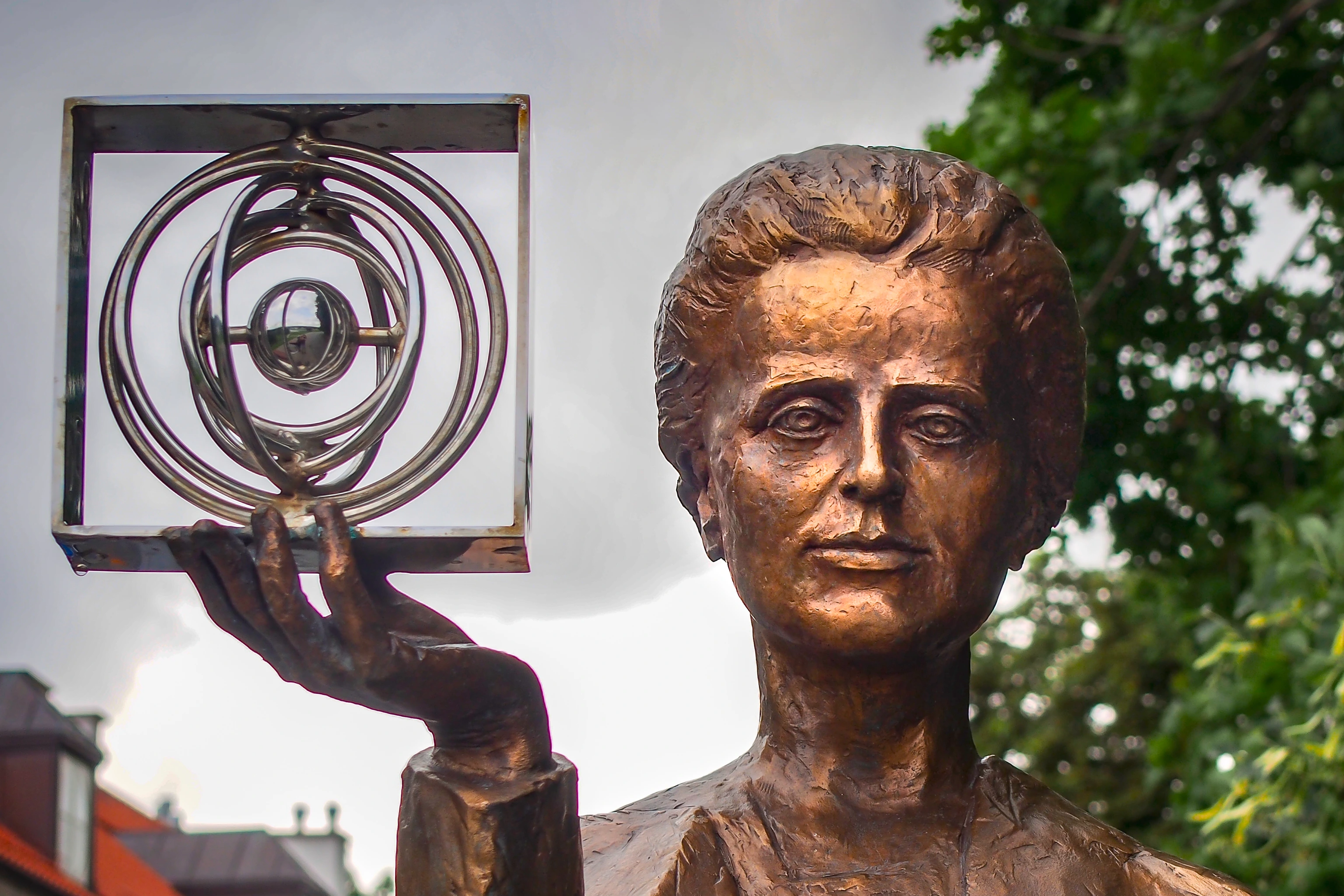 Marie Curie Statue