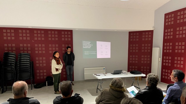 Presentation viewing