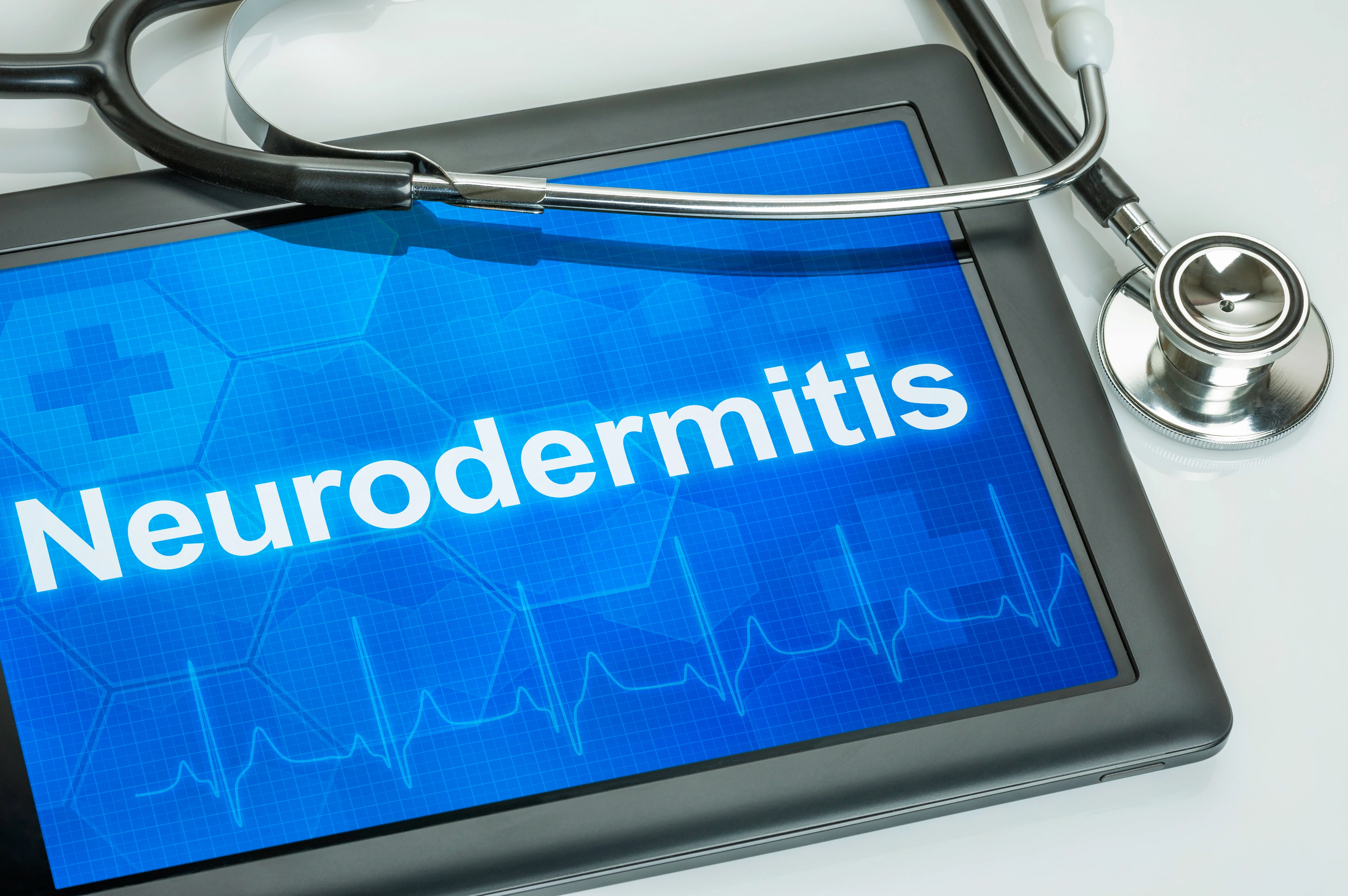 Tablet mit Diagnose Neurodermitis